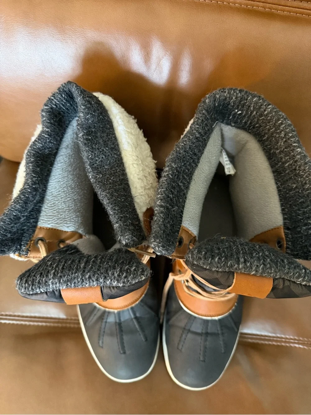 Women’s nsulated Winter Duck Boots - Black and Brown